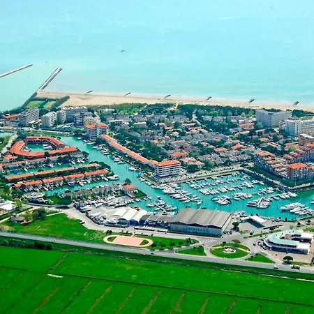 Lovely Seaview Flat For 5 Guests-beahost