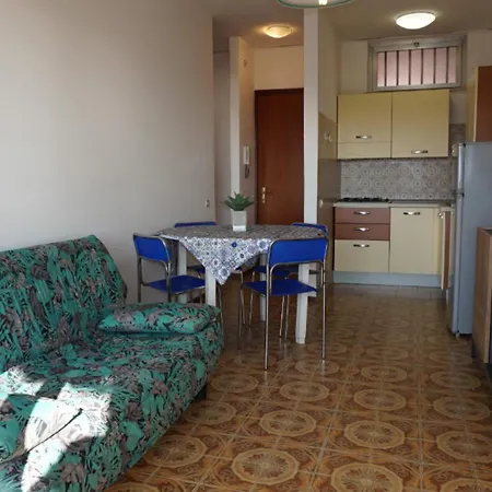 Lovely Seaview Flat For 5 Guests-beahost Porto Santa Margherita di Caorle